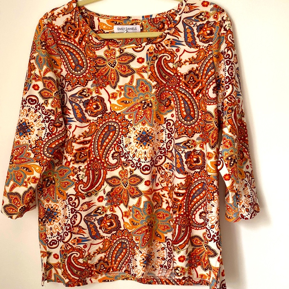 Shirt by Emily Daniels in L. Nice red paisley pattern. Stretchy material.